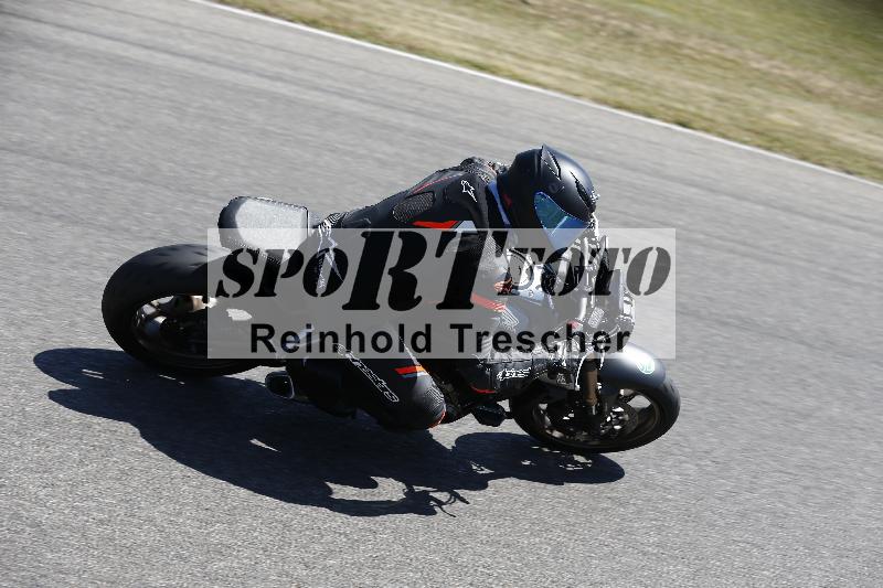 /31 24.06.2025 Get Faster Caremotion ADR/Gruppe gruen/unklar